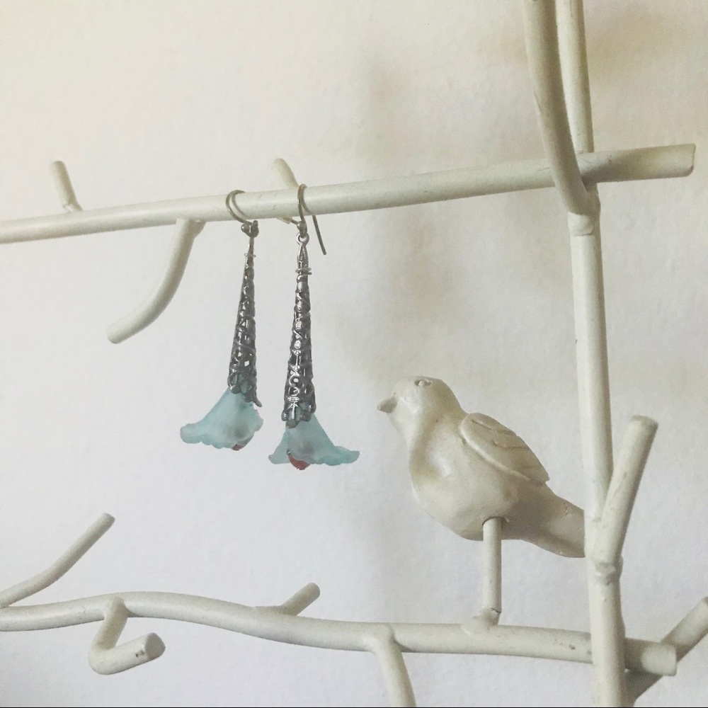 Retro Blue Floral Trumpet Drop earrings